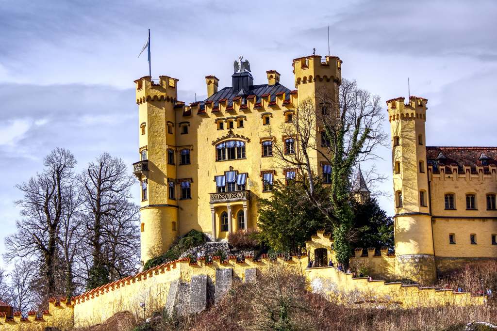 A worms eye view of the Hohenschwangau castle’s front exterior.