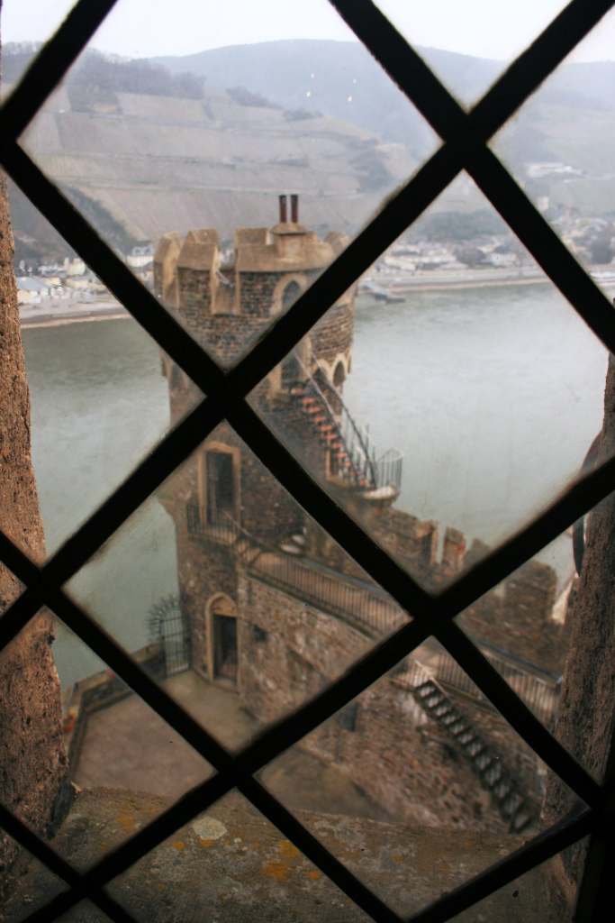 An inside view of the Rheinstein castle and the river from the window.