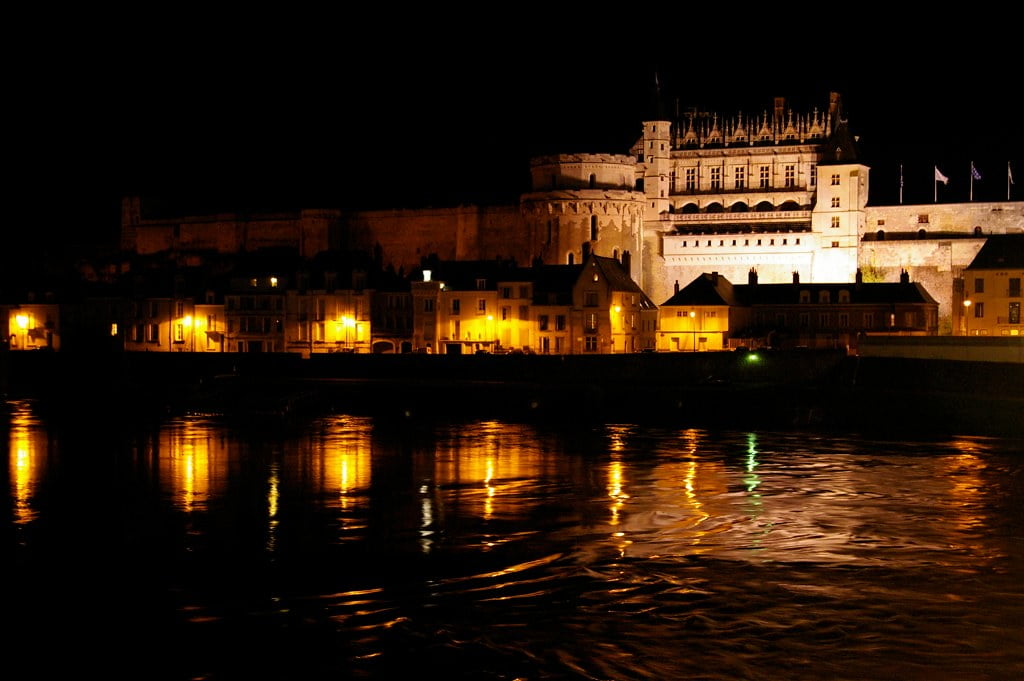 The beautiful Château d’Amboise view at night from across the river. 