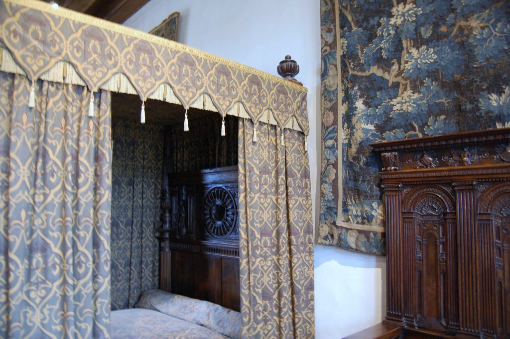 The bedroom interior at Château d'Amboise..