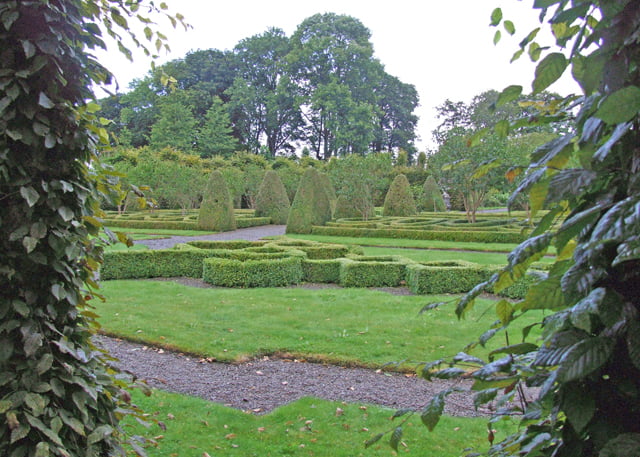 Birr Castle garden north of the castle grounds.