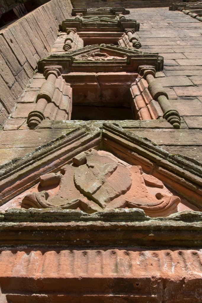 The architectural details of the Caerlaverock Castle. 