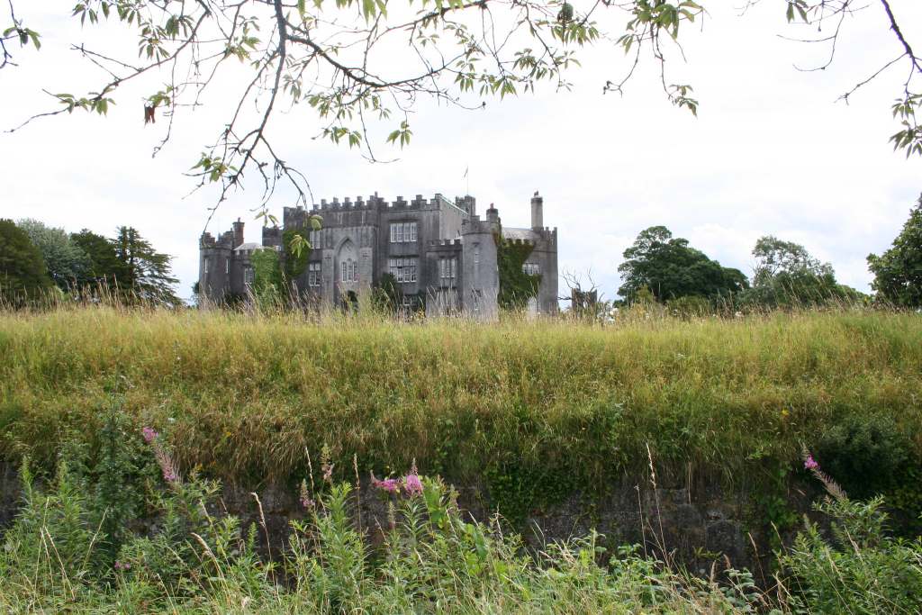 A garden side view of the stunning structure of Birr Castle. 