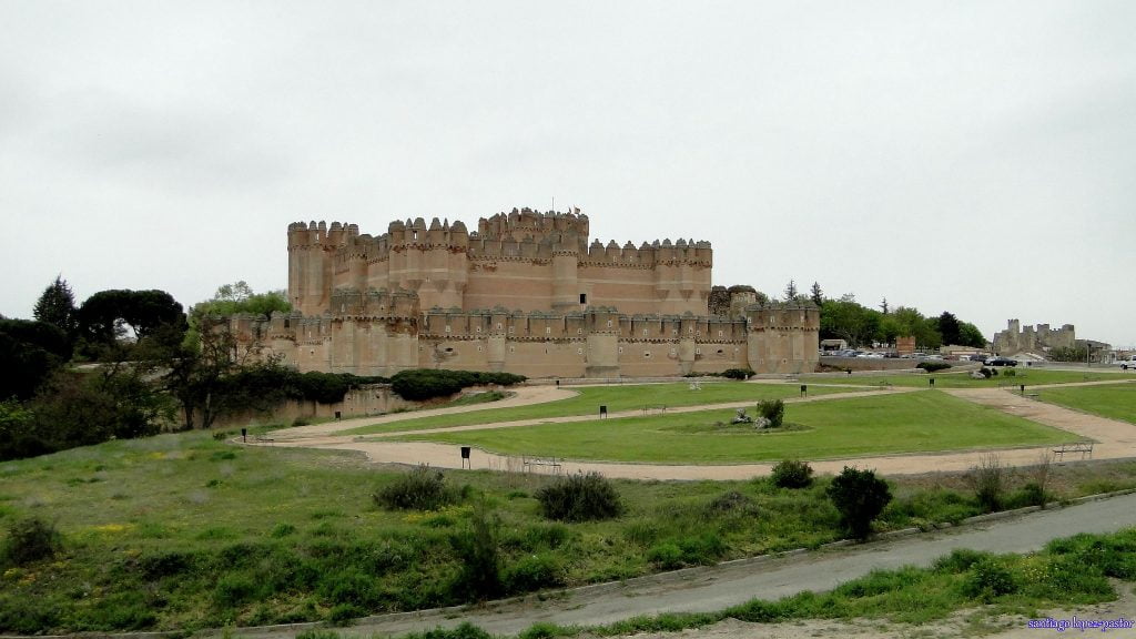 A current view of Coca Castle and its green surroundings.