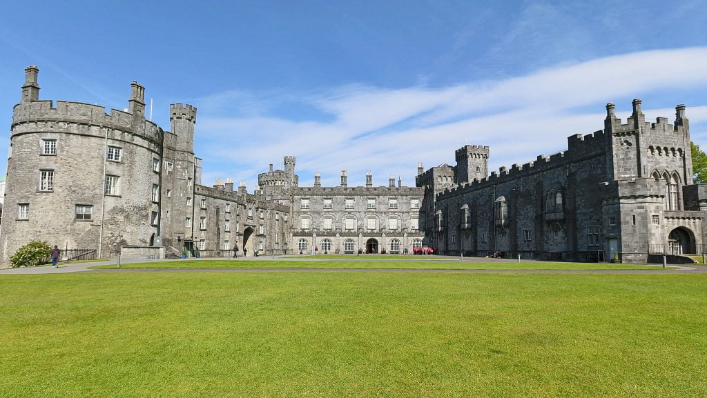 Full view of Kilkenny Castle's structure.