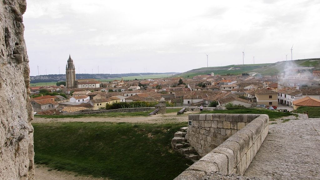 A great view of the Ampudia town from the castle.
