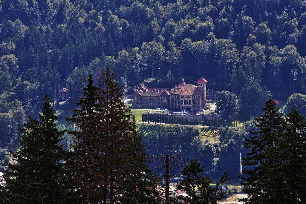 Cantacuzino hidden in an outcropping of lush forests on all sides.