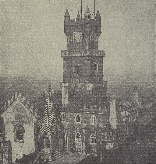 An image of Pena Palace’s turret from 1933.