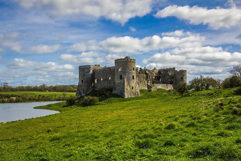 A picturesque shot of Carew Castle and its surroundings.