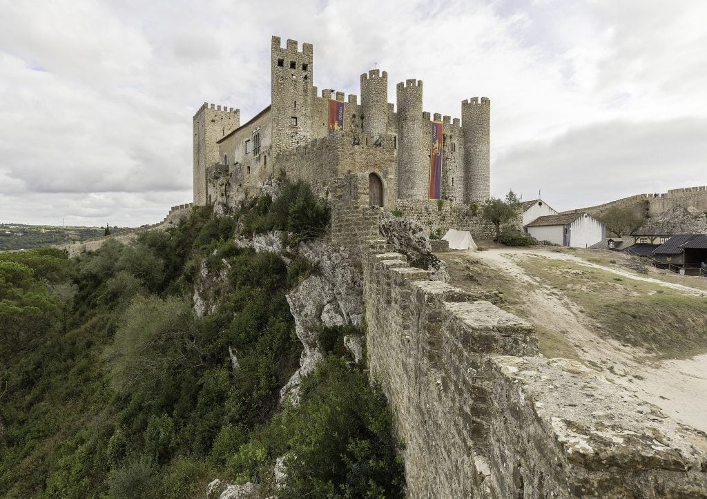 The Castle of Obidos and its surrounding geography. 