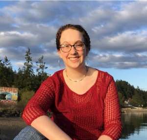 author elora holt