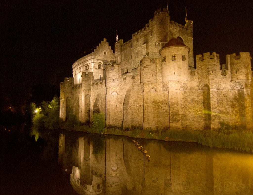 The Gravensteen Castle's view at night.
