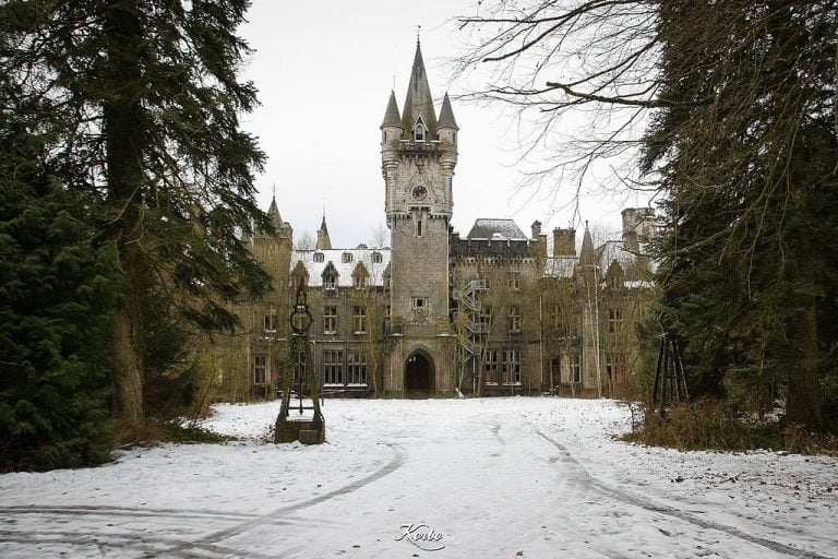 The beautiful but eerie facade of Chateau Miranda.