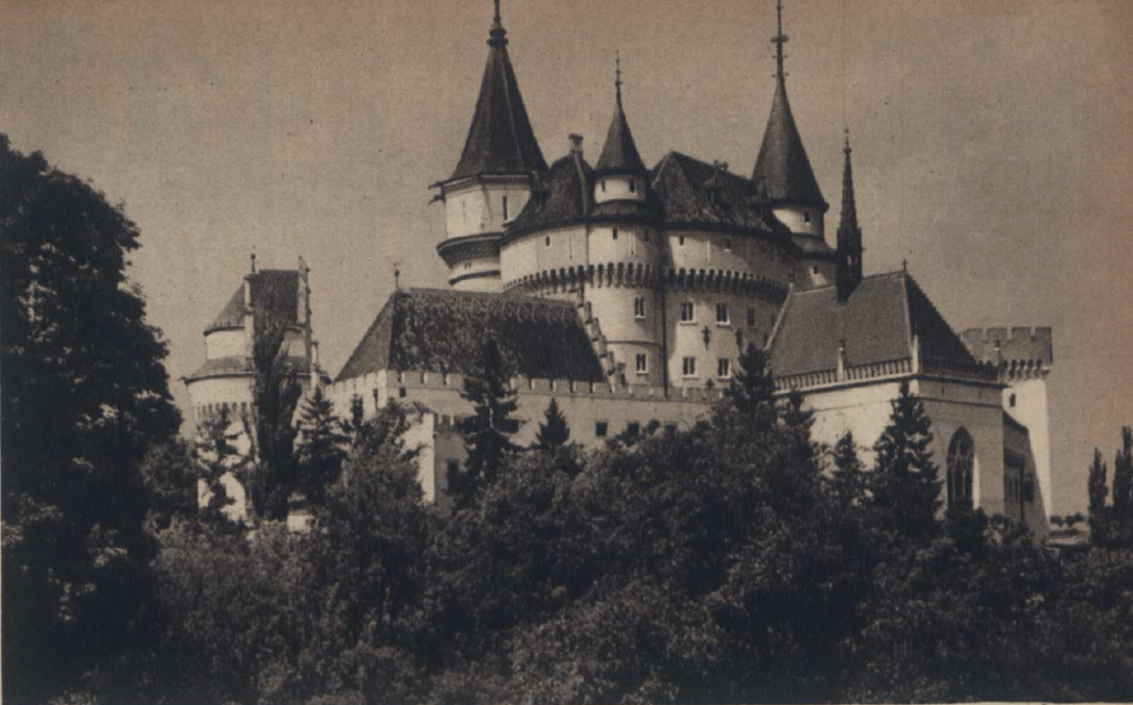 Bojnice Castle in the 1930s.