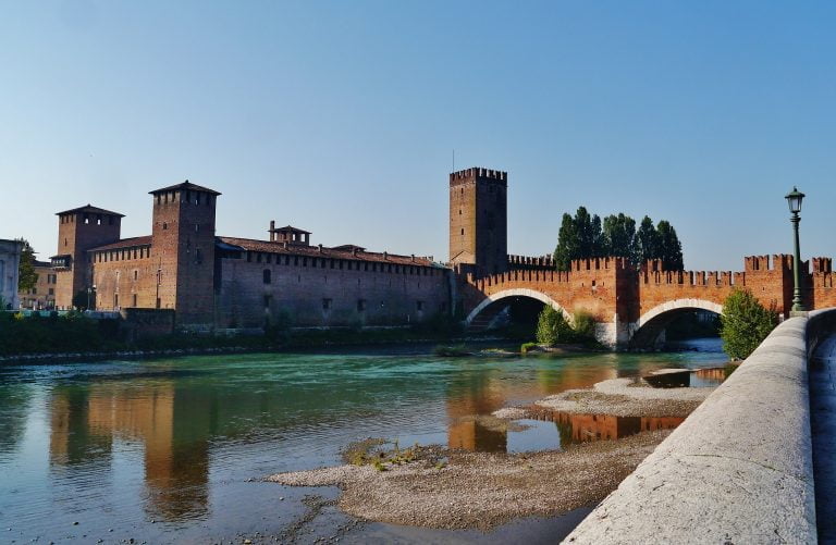 Castelvecchio view from across the river.