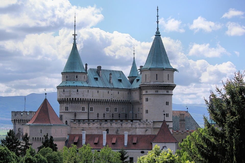 A view of the structure of Bojnice Castle. 