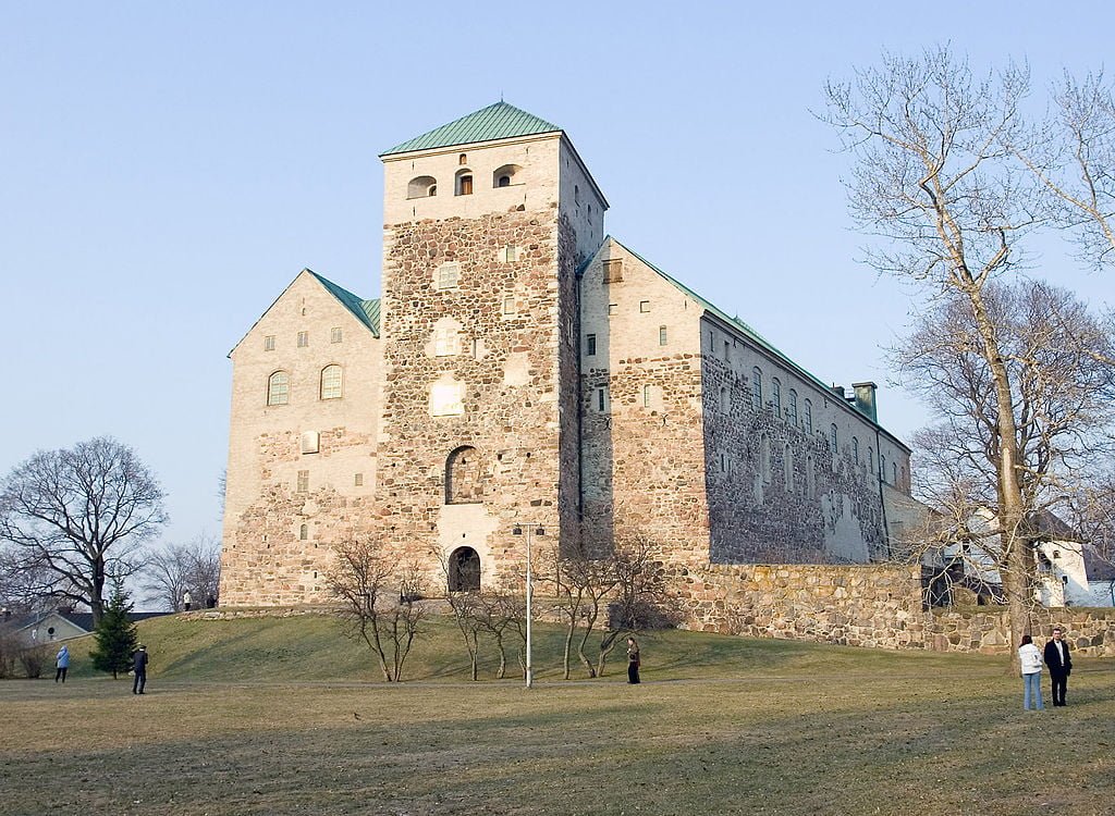 The front view of Turku Castle.