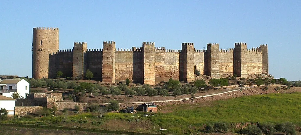 The panoramic view of Castillo de Burgalimar. 