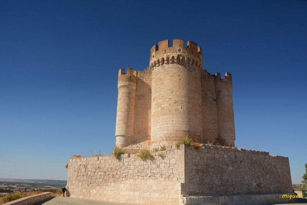 The beautiful structure of Penafiel Castle. 