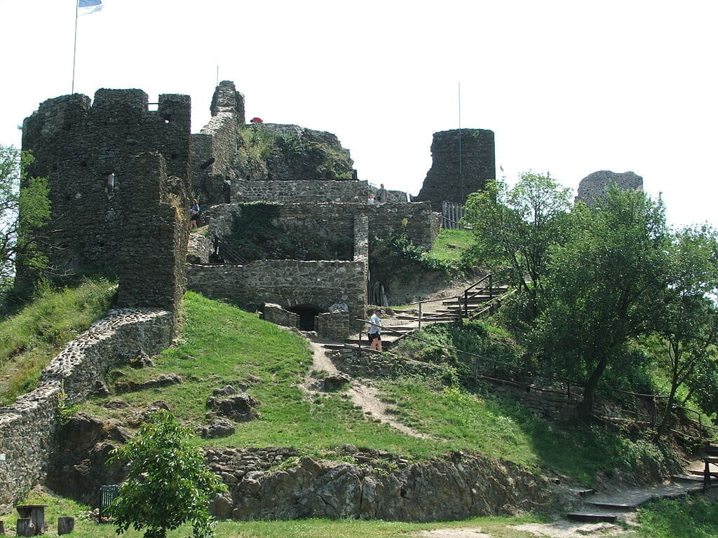 The ruins of Szigliget Castle.