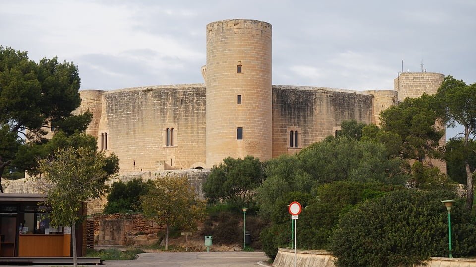 The tower of  Bellver Castle. 