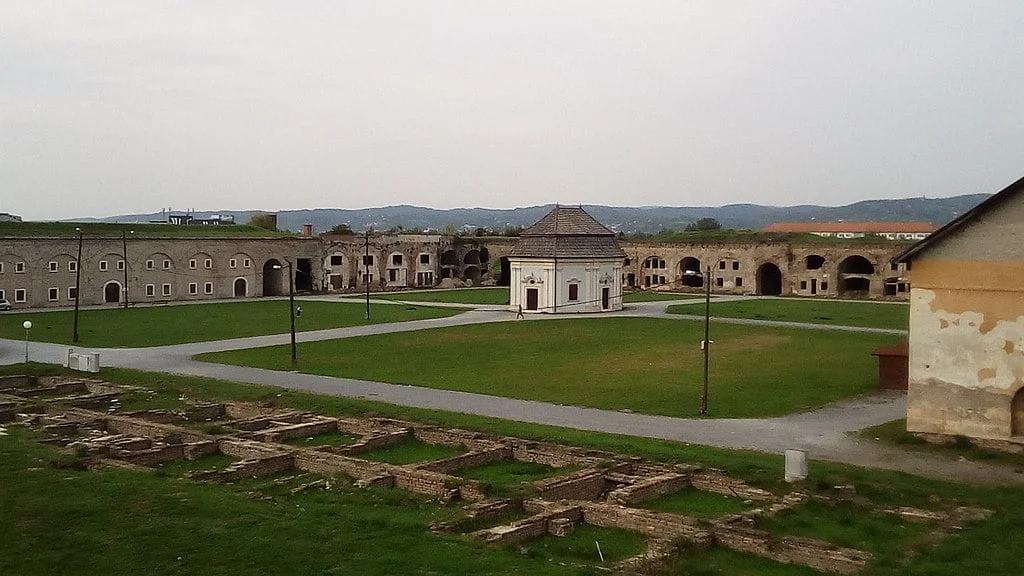The green grounds of Brod Fortress. 