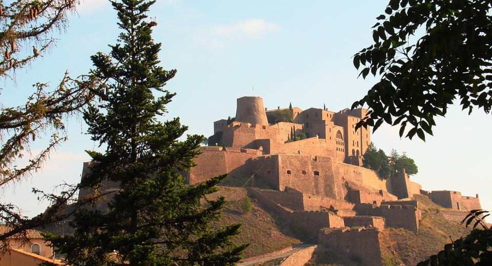 The view of Castillo de Cardona from afar. 