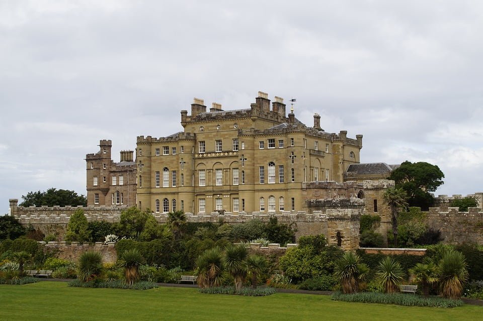 Culzean Castle's view from afar.