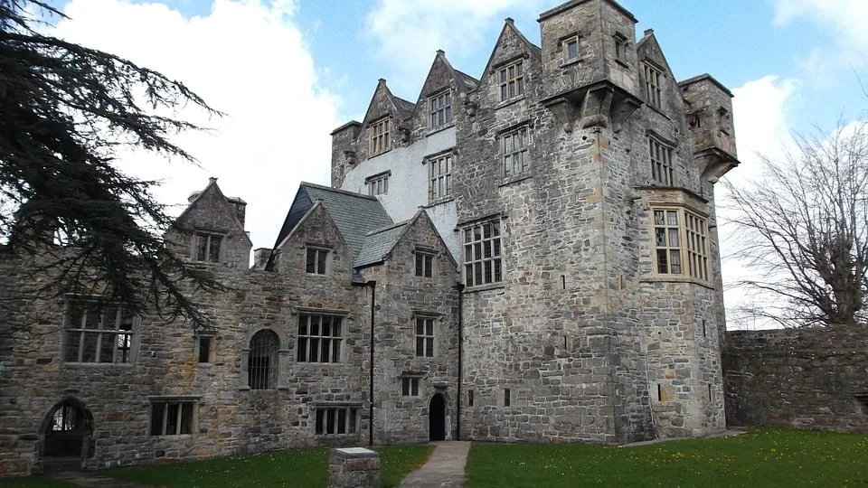 top 10 castles to visit in ireland Donegal Castle's view of its architectural structure.