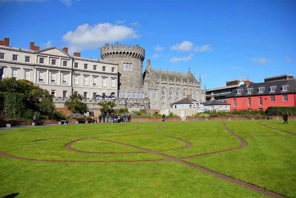 top 10 castles to visit in ireland Front view of Dublin Castle.