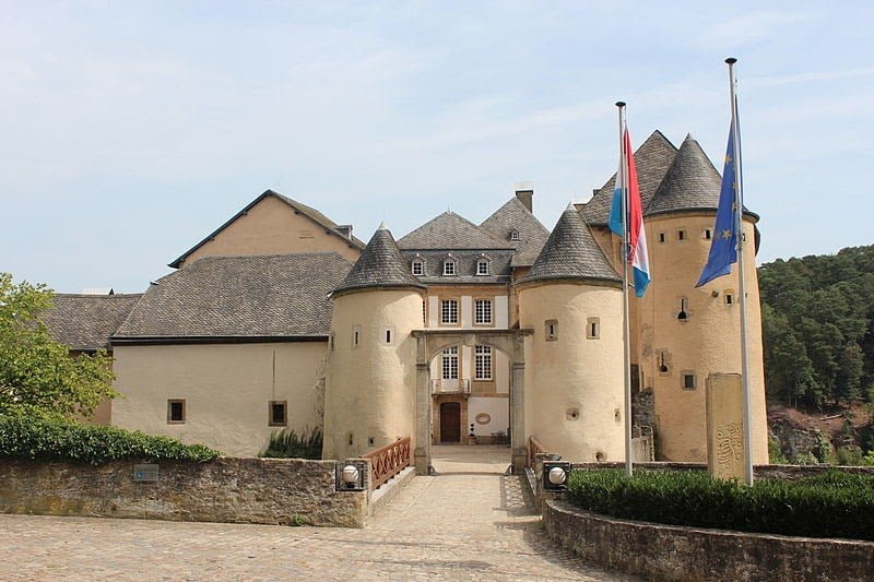Bourglinster Castle Entrance