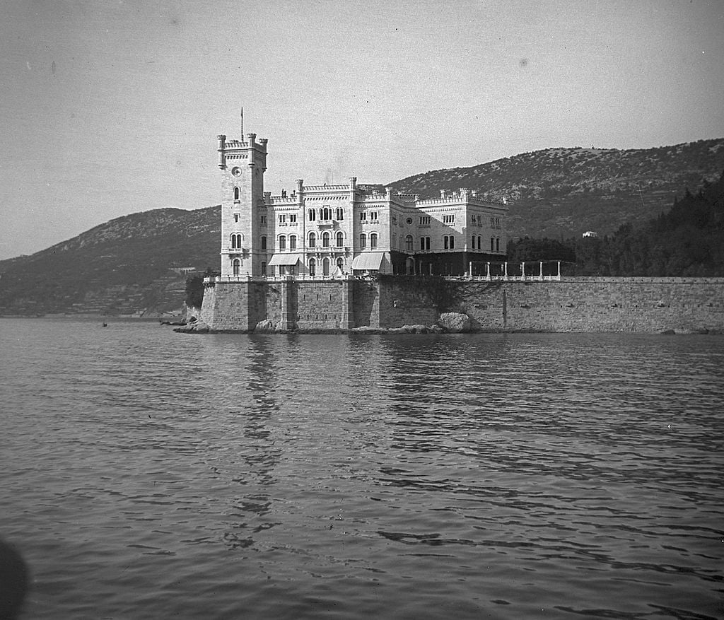 1917 image of Miramare Castle. 