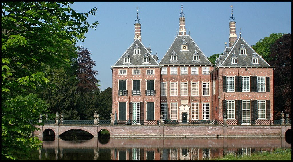 A picturesque capture of Duivenvoorde Castle.