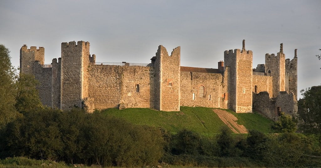 A panoramic view of Framlingham Castle’s vast expanse.