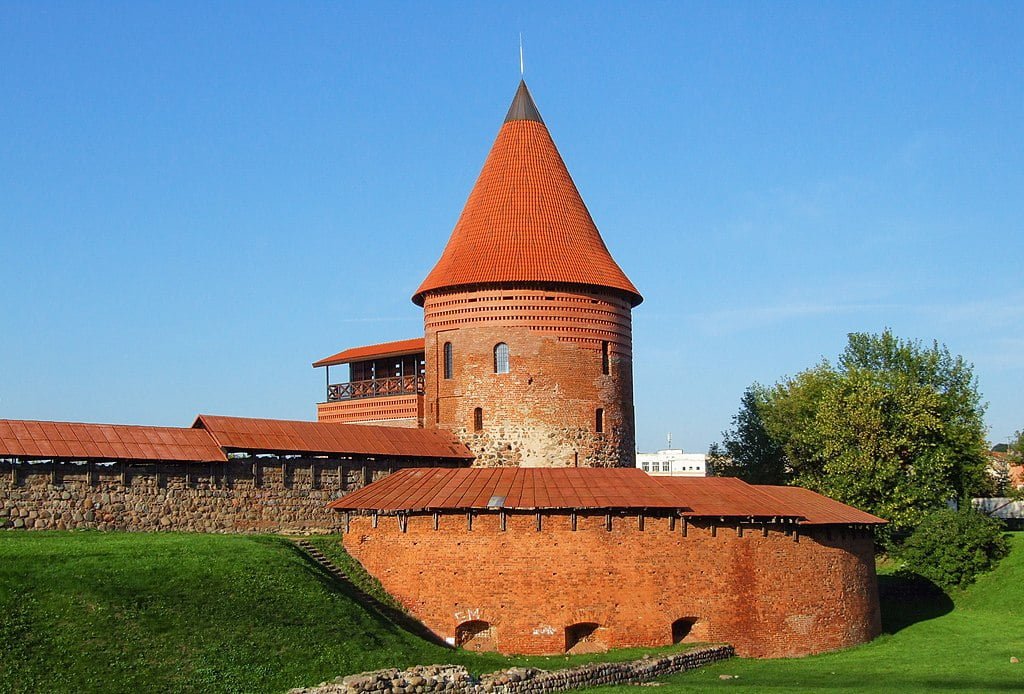 Kaunas Castle’s peaked tower & walls.