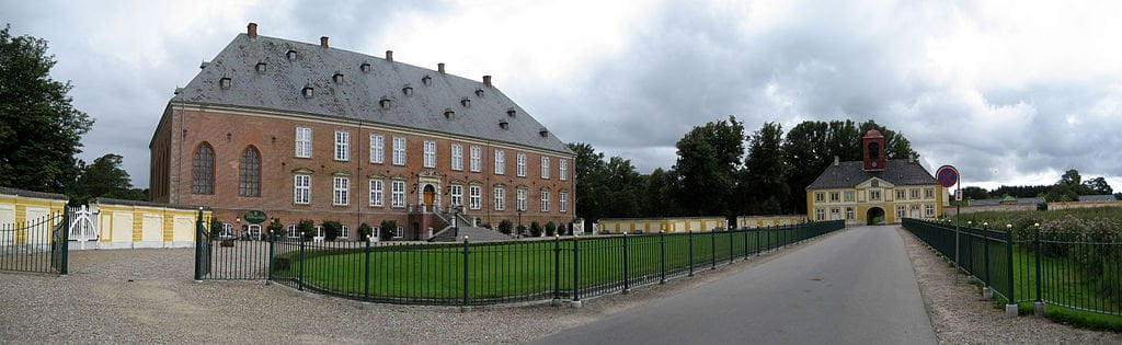 The panoramic photo of Valdemars Castle.  