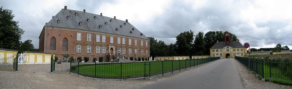 The panoramic photo of Valdemars Castle.  