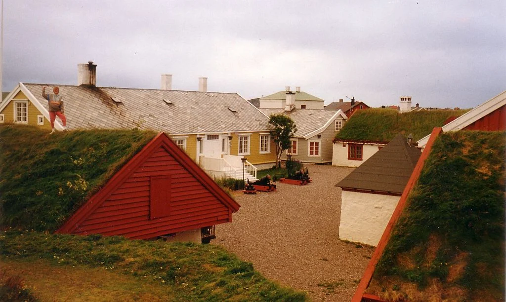 Beautiful autumnal colors at Vardehus Fortress.