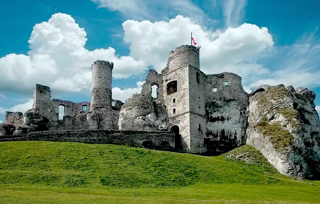 The ruins of Zamek Ogrodzieniec.