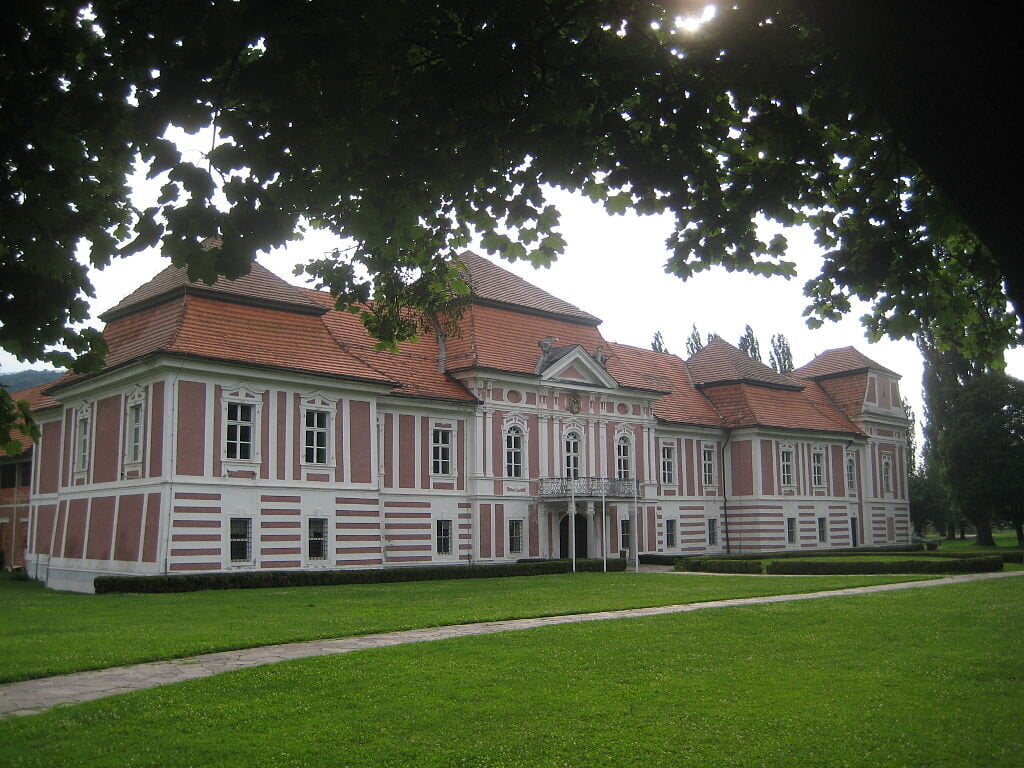 The entrance to Betnava mansion.