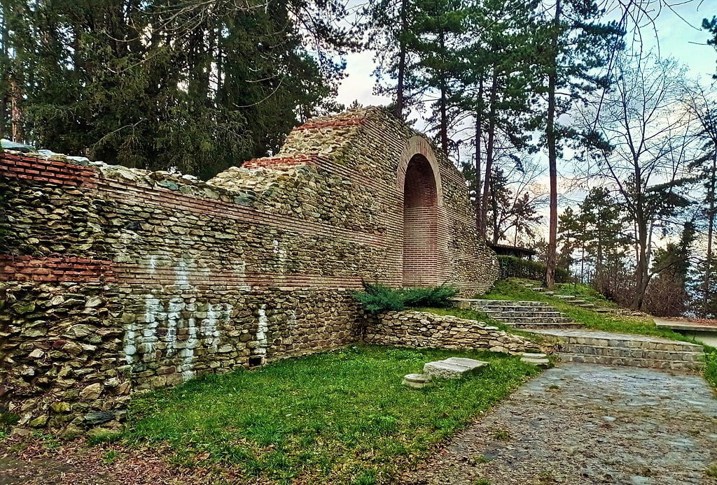 The entrance to Hisarlaka Fortress.