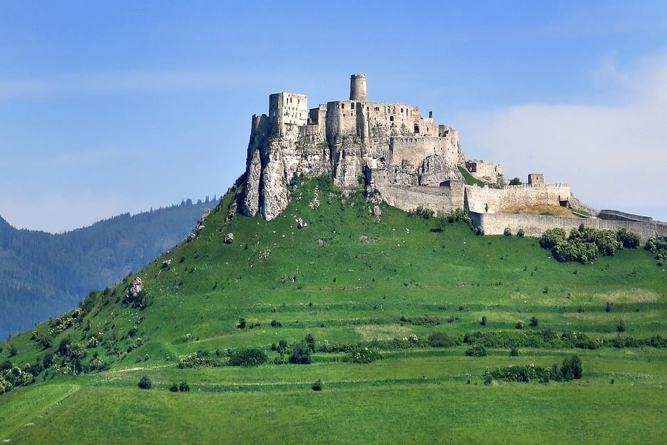 The view of Spis Castle on the hill.