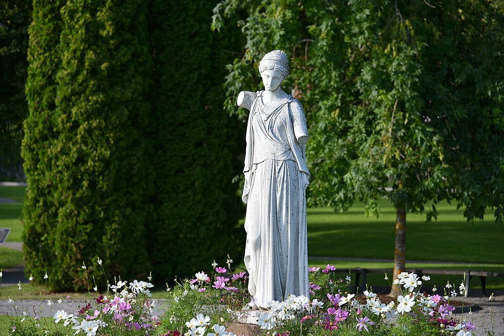The statue of the Goddess of Hebe at Gripsholm castle garden.