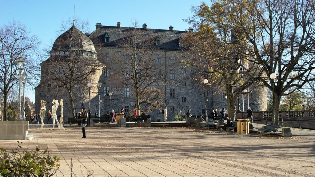 Visiting tourists at Orebro Castle.