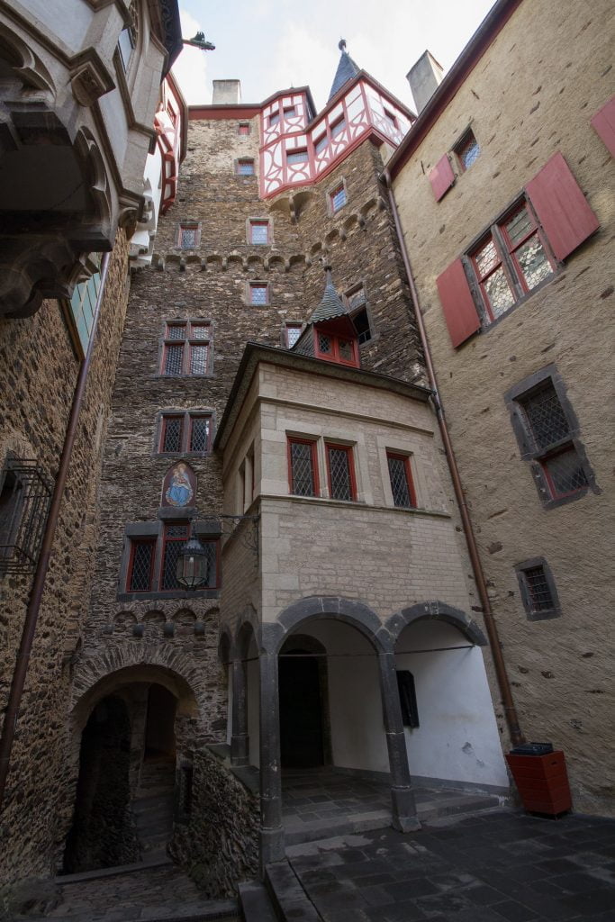 The structure inside Eltz Castle.