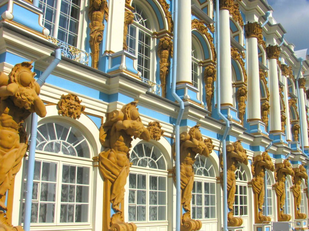 The gorgeous details of the Catherine Palace facade.