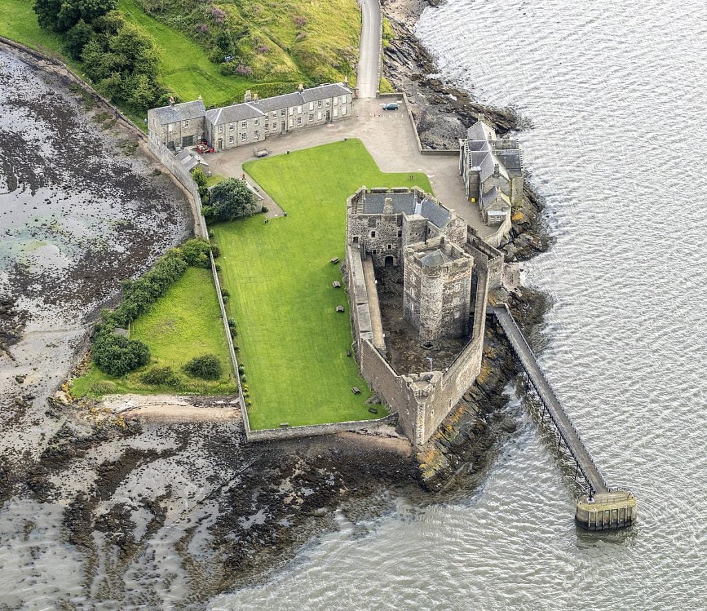 Blackness Castle’s resemblance to a ship from an aerial view.
